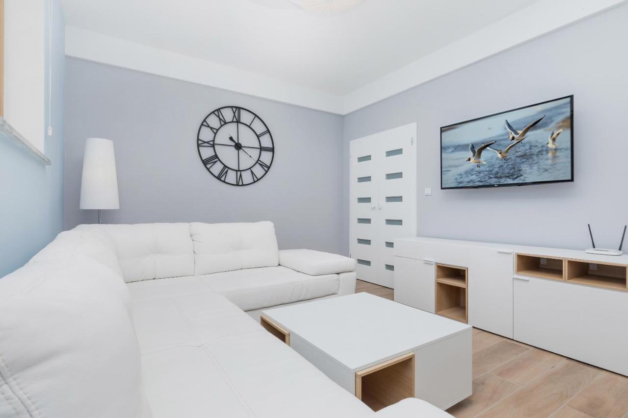 Underground Apartment In A Lux Holiday House Posejdon By Renters Prestige Колчево Экстерьер фото